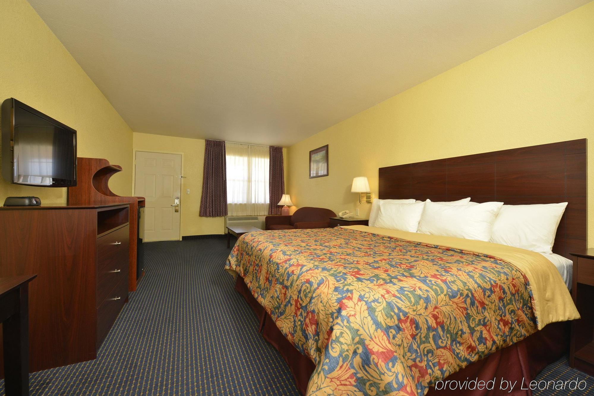 Days Inn Gun Barrel City Exteriér fotografie