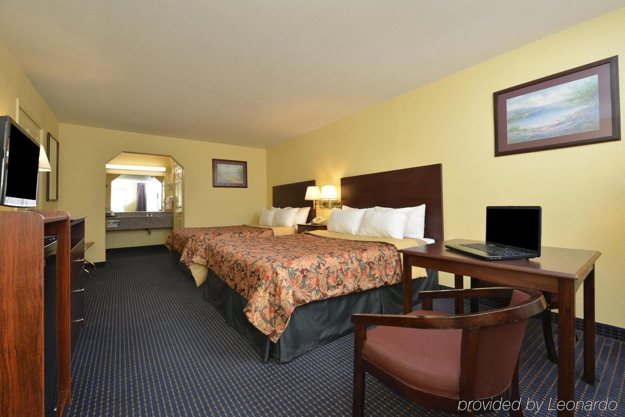 Days Inn Gun Barrel City Exteriér fotografie